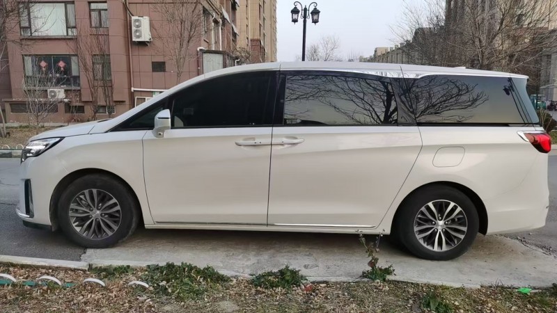 菏泽23年别克GL82