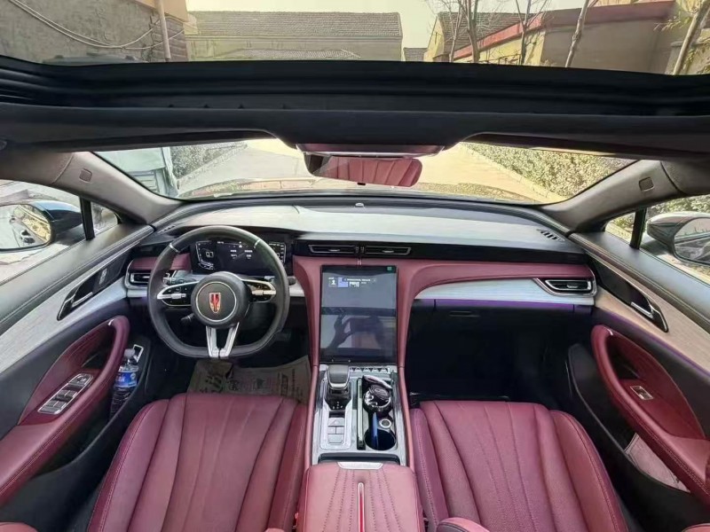 拉萨24年红旗H54