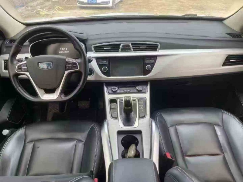 韶关20年吉利博越4