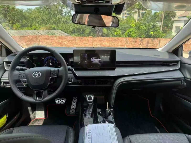 娄底25年丰田凯美瑞4