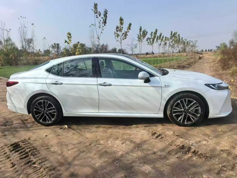 天津25年丰田凯美瑞3