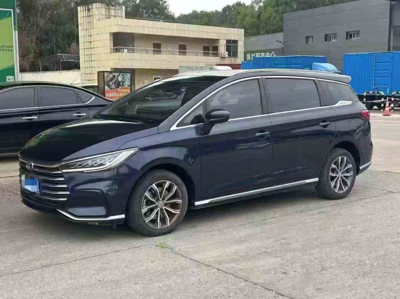 江门21年比亚迪宋MAX2