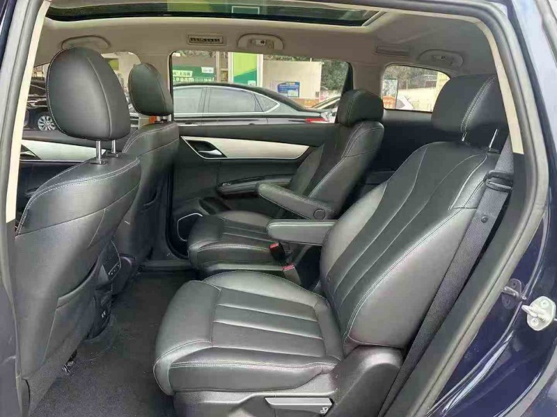 江门21年比亚迪宋MAX7