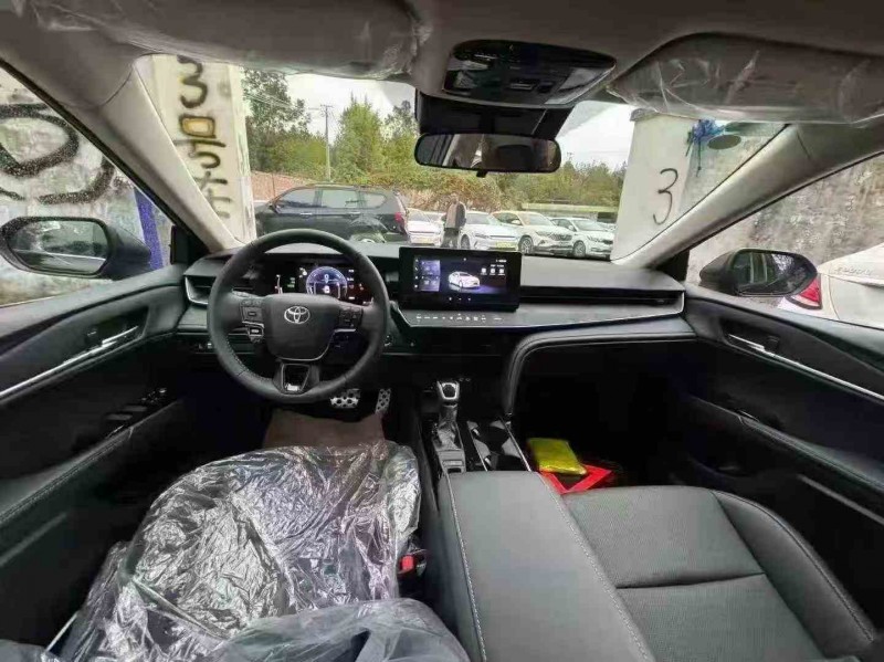 佛山25年丰田凯美瑞6