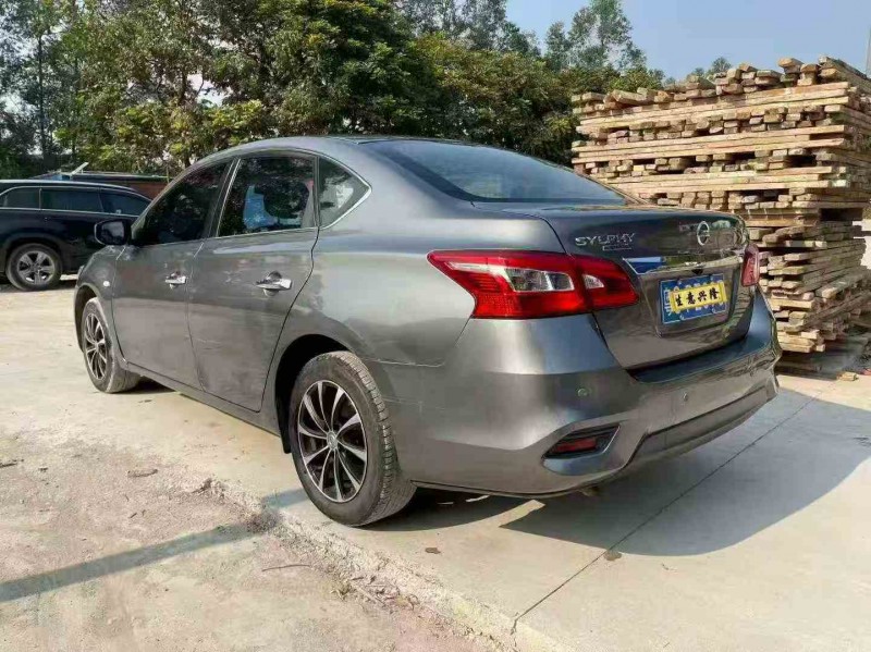 佛山20年日产轩逸8