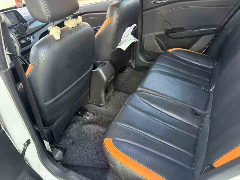 汕头19年宝骏3104