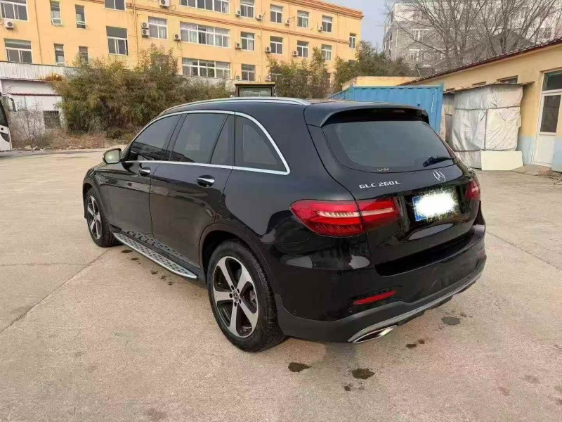东营19年奔驰GLC7