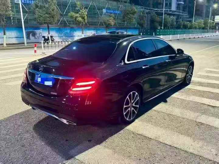 南昌19年奔驰E8