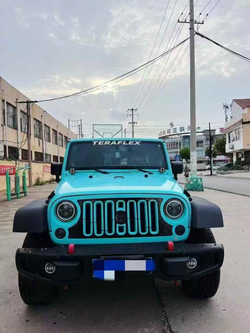 枣庄14年Jeep牧马人1