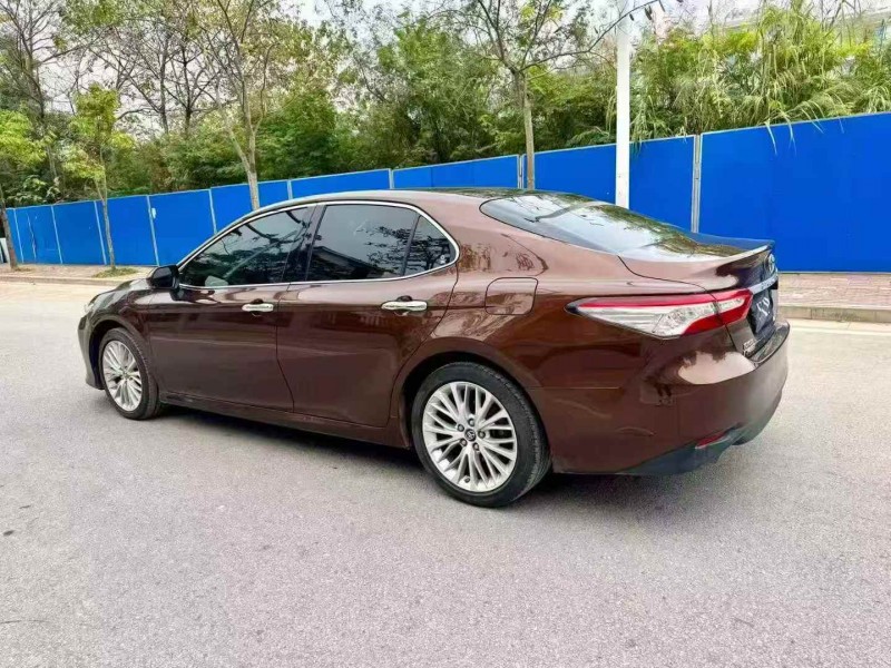 梧州18年丰田凯美瑞8