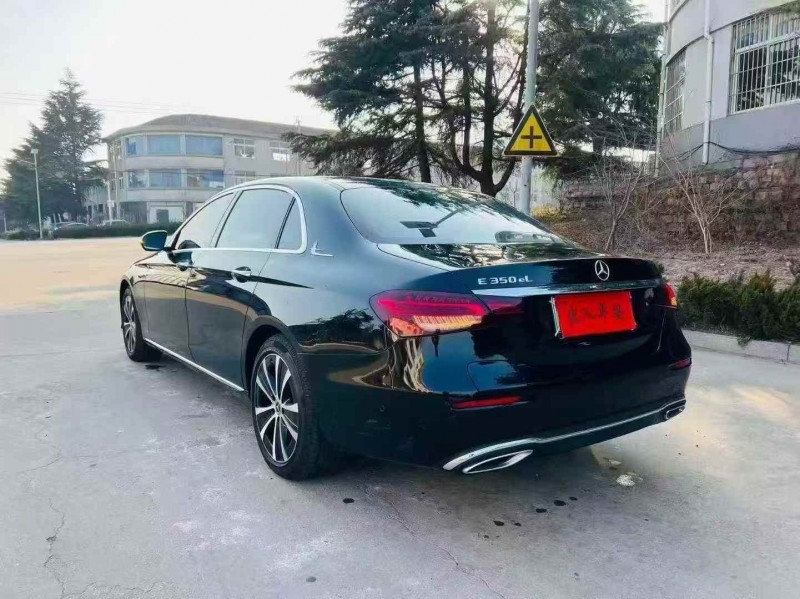 东营22年奔驰E8