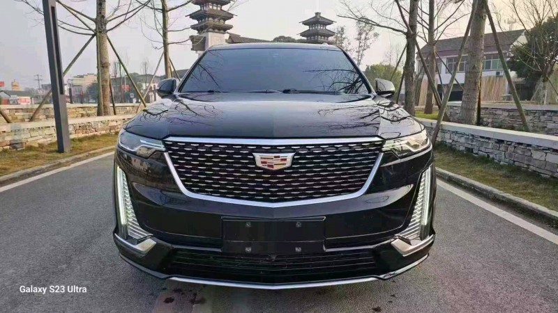 济宁20年凯迪拉克XT61