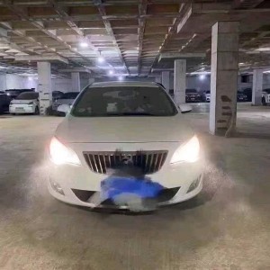 青岛15年别克英朗