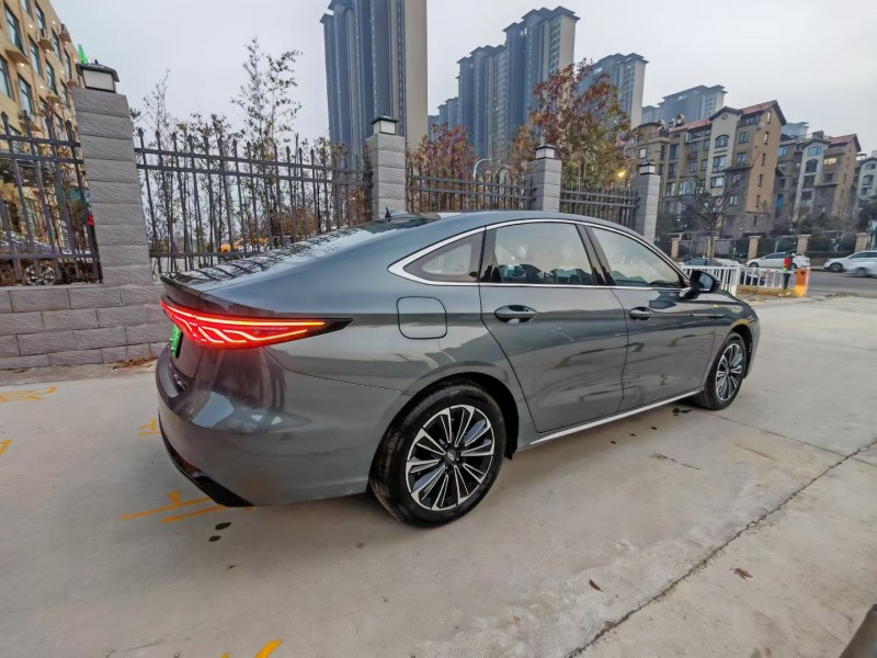 平顶山25年奇瑞风云8