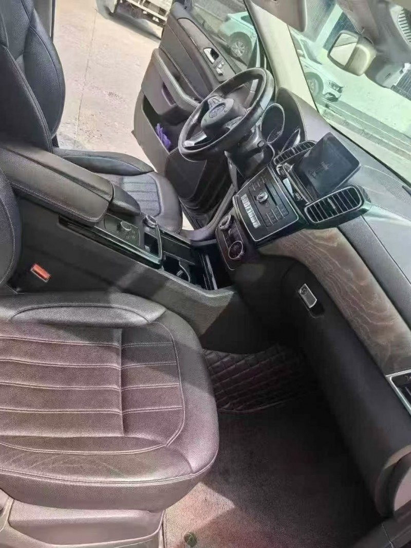 运城19年奔驰GLE5