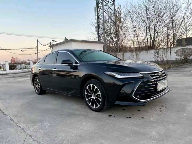 徐州21年丰田亚洲龙3