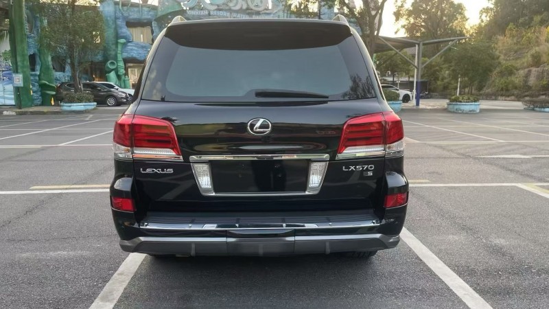 东莞14年雷克萨斯LX4