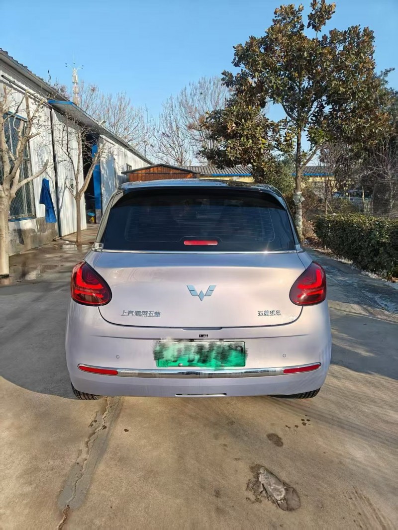 淄博25年五菱汽车缤果7