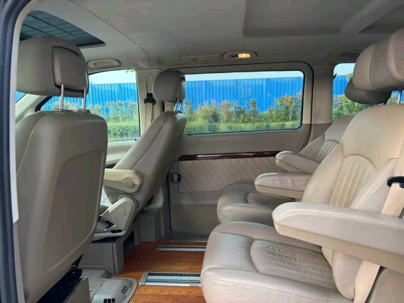 徐州14年奔驰唯雅诺7