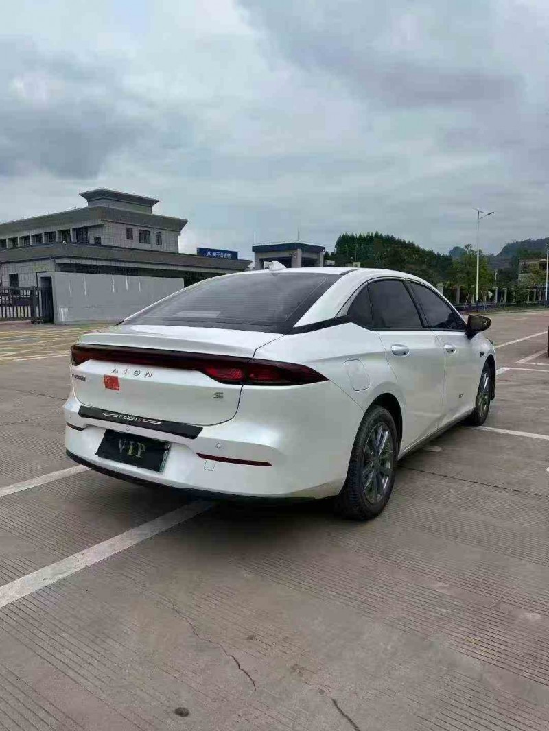 贵港24年传祺埃安S9