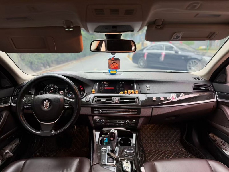 汕头17年宝马5系8