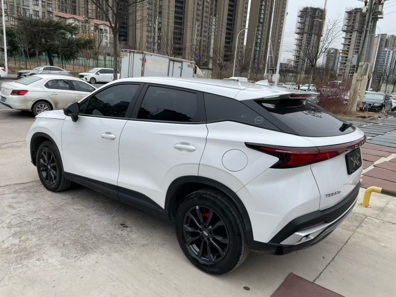 平顶山25年奇瑞瑞虎9