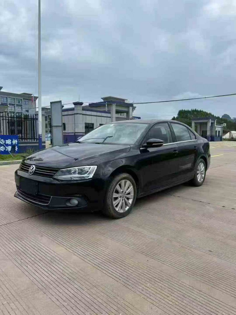 贵港15年大众速腾2