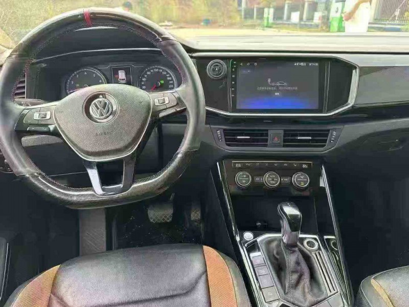 贵港19年大众探岳4