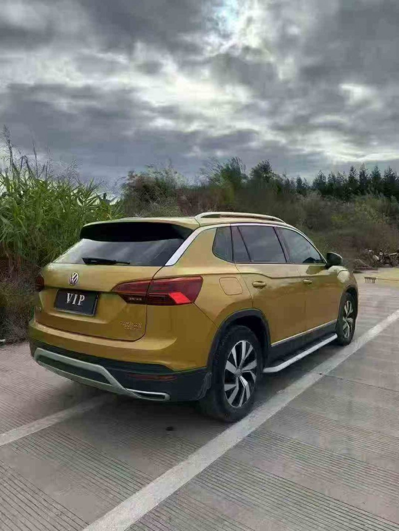 贵港19年大众探岳8