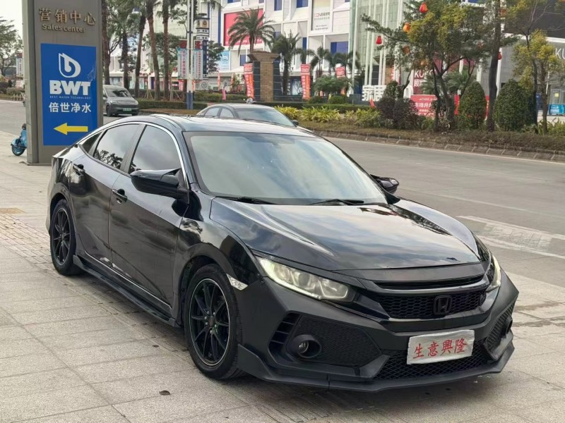 佛山18年本田思域2