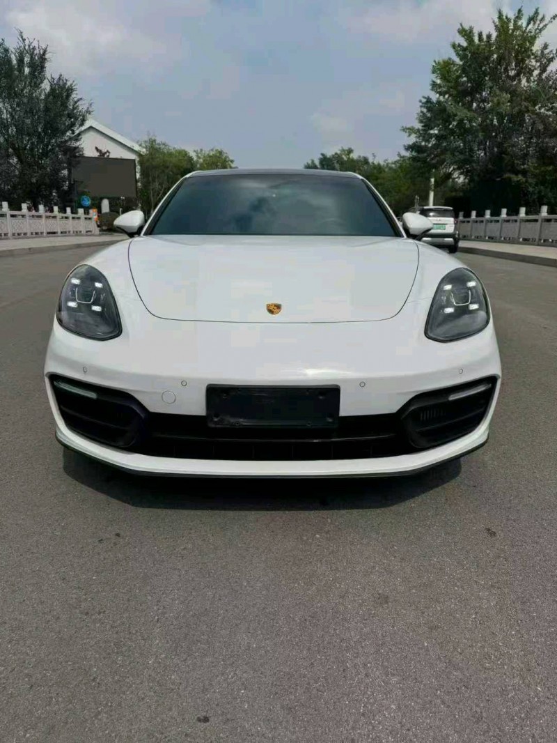徐州23年保時捷帕拉梅拉1