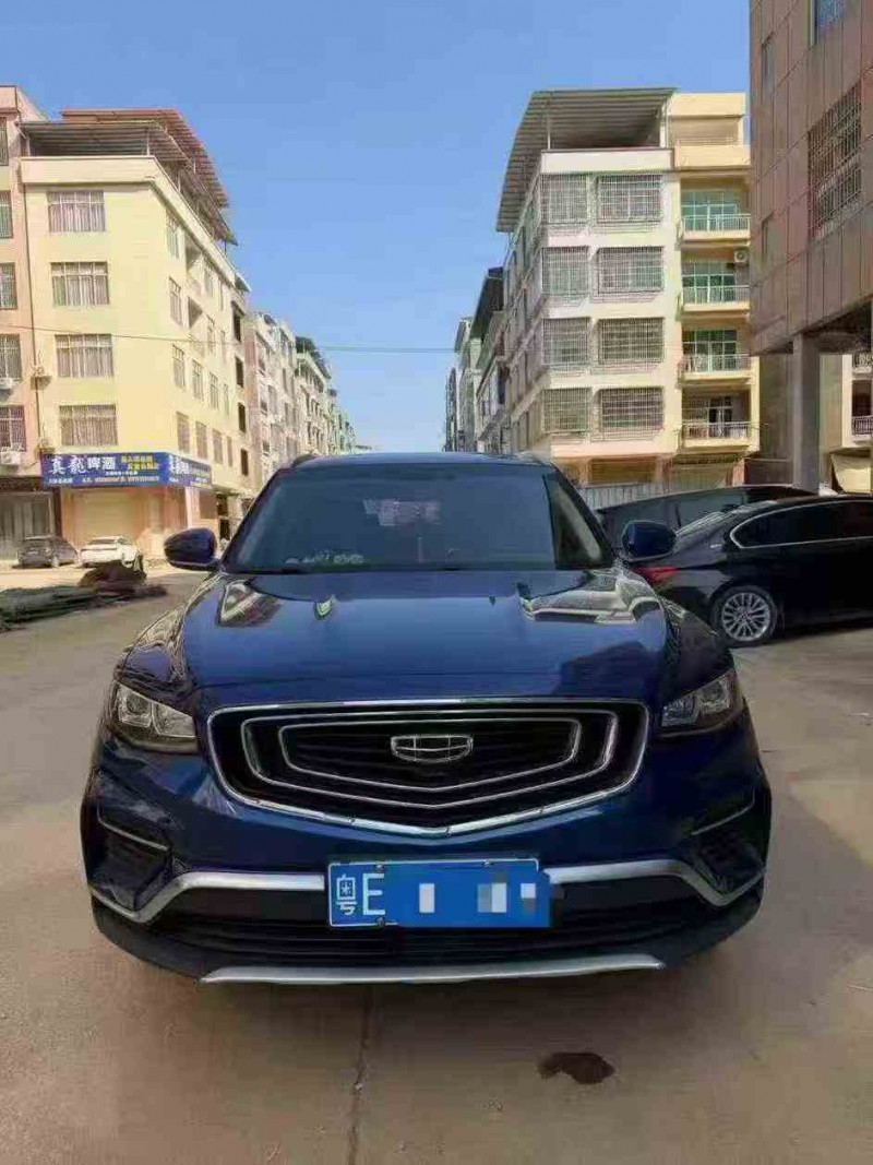 贵港21年吉利博越1