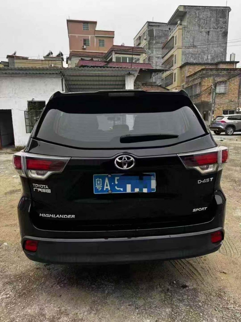 广州17年丰田汉兰达6