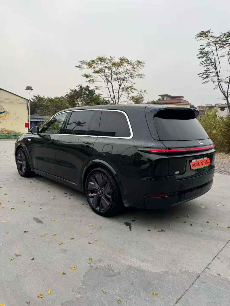 广州24年理想L97