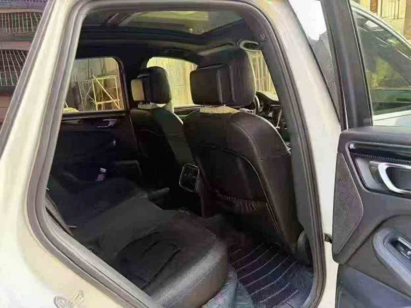 钦州14年保时捷Macan7