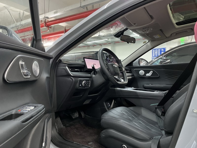 深圳25年奇瑞风云4