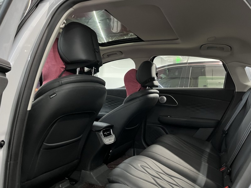 深圳25年奇瑞风云6