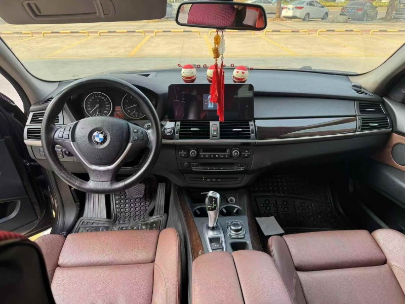 广州11年宝马X55