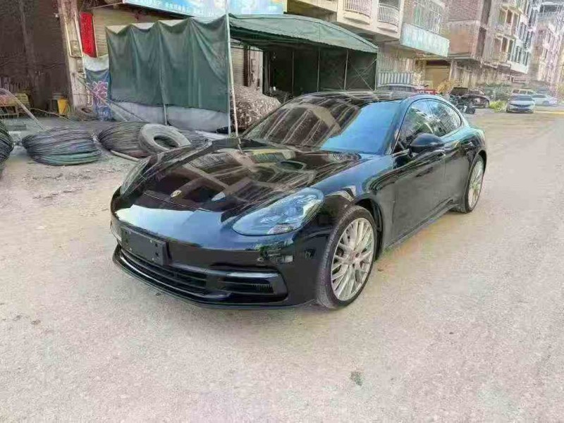 贵港20年保时捷帕拉梅拉3
