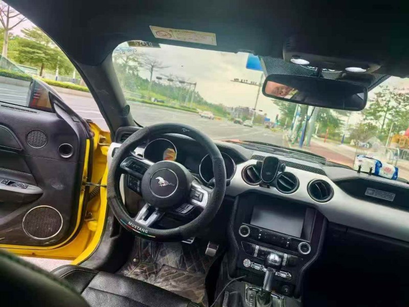 广州15年福特野马6