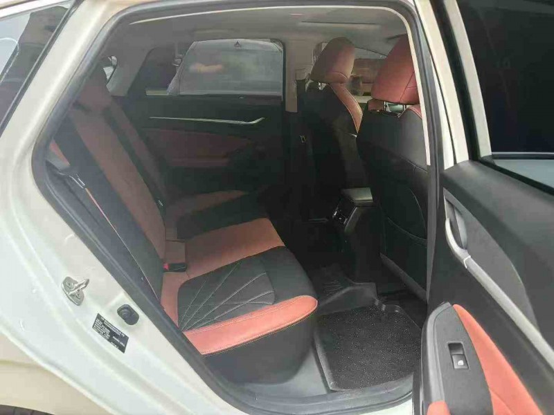 贵港24年长安汽车逸动8