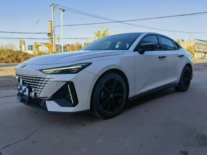 运城23年长安汽车UNI3