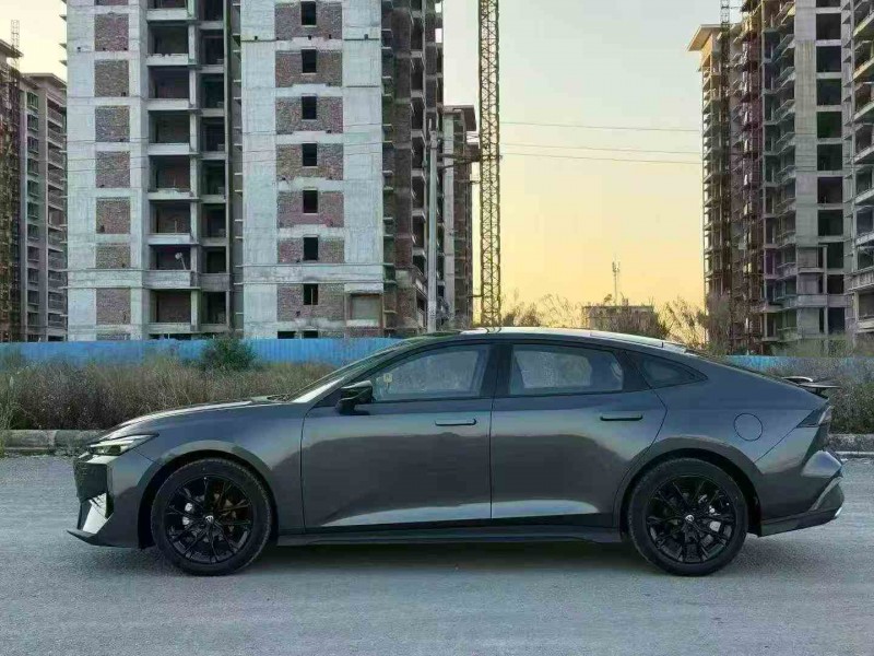 贵港25年长安汽车UNI5