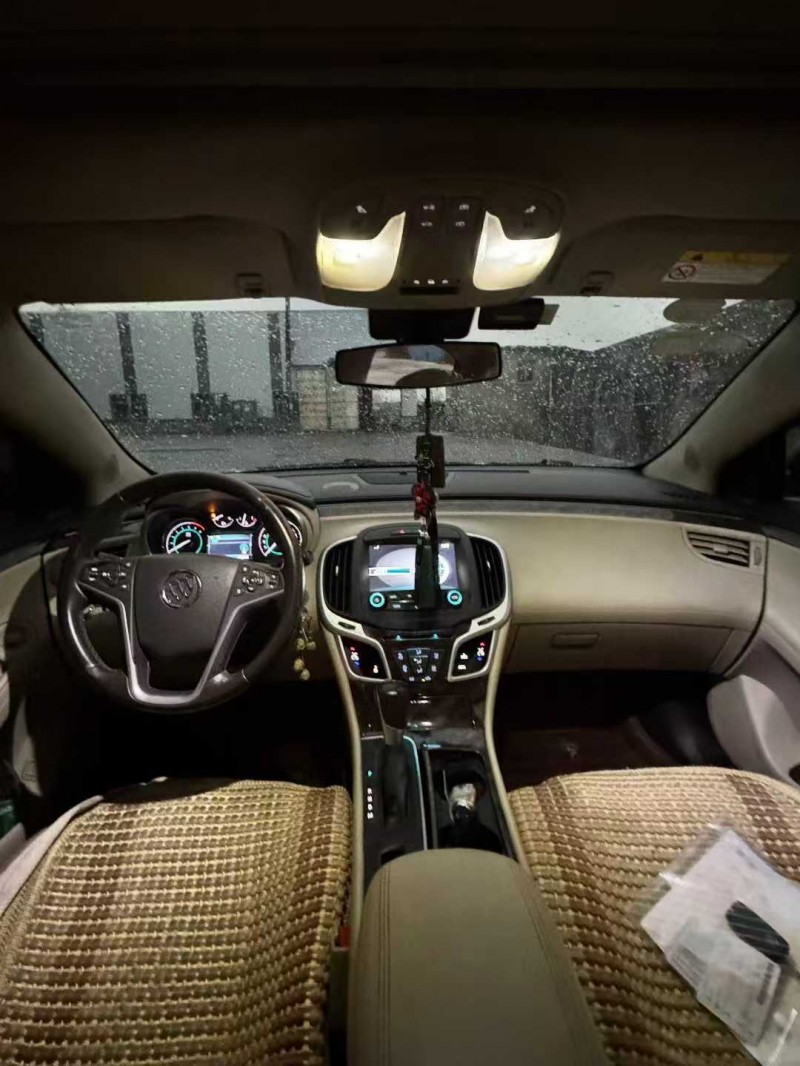 南昌14年别克君越4