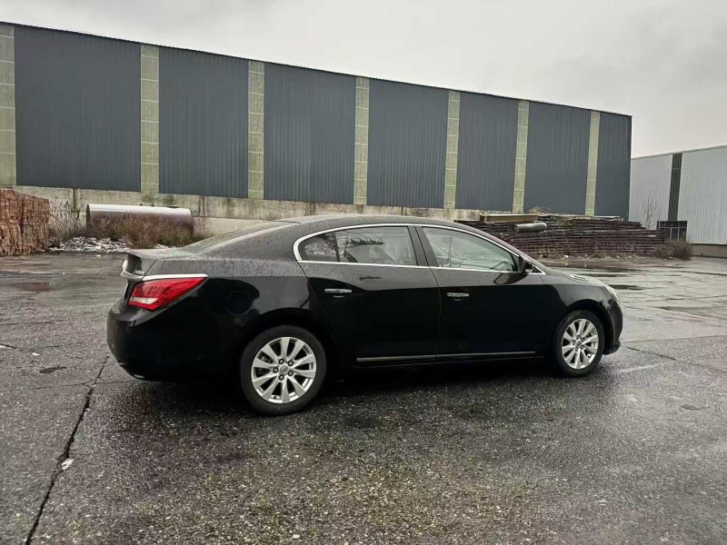 南昌14年别克君越7