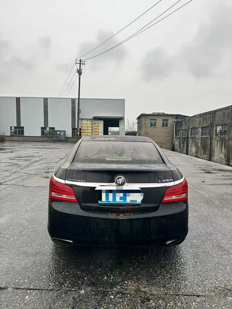 南昌14年别克君越9