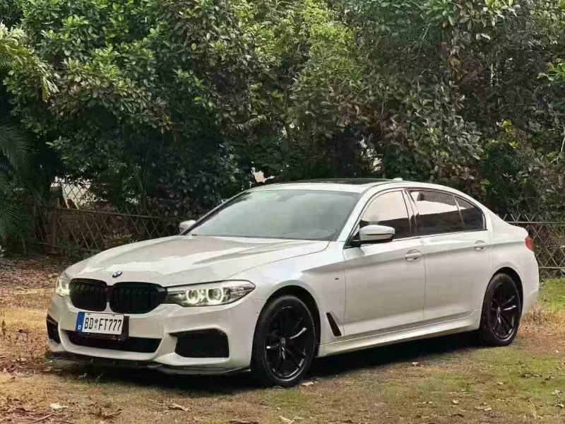 玉林19年宝马5系3