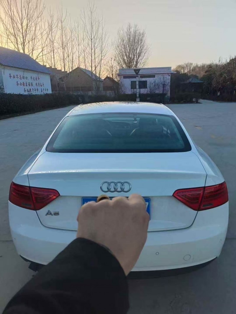 菏泽12年奥迪A58