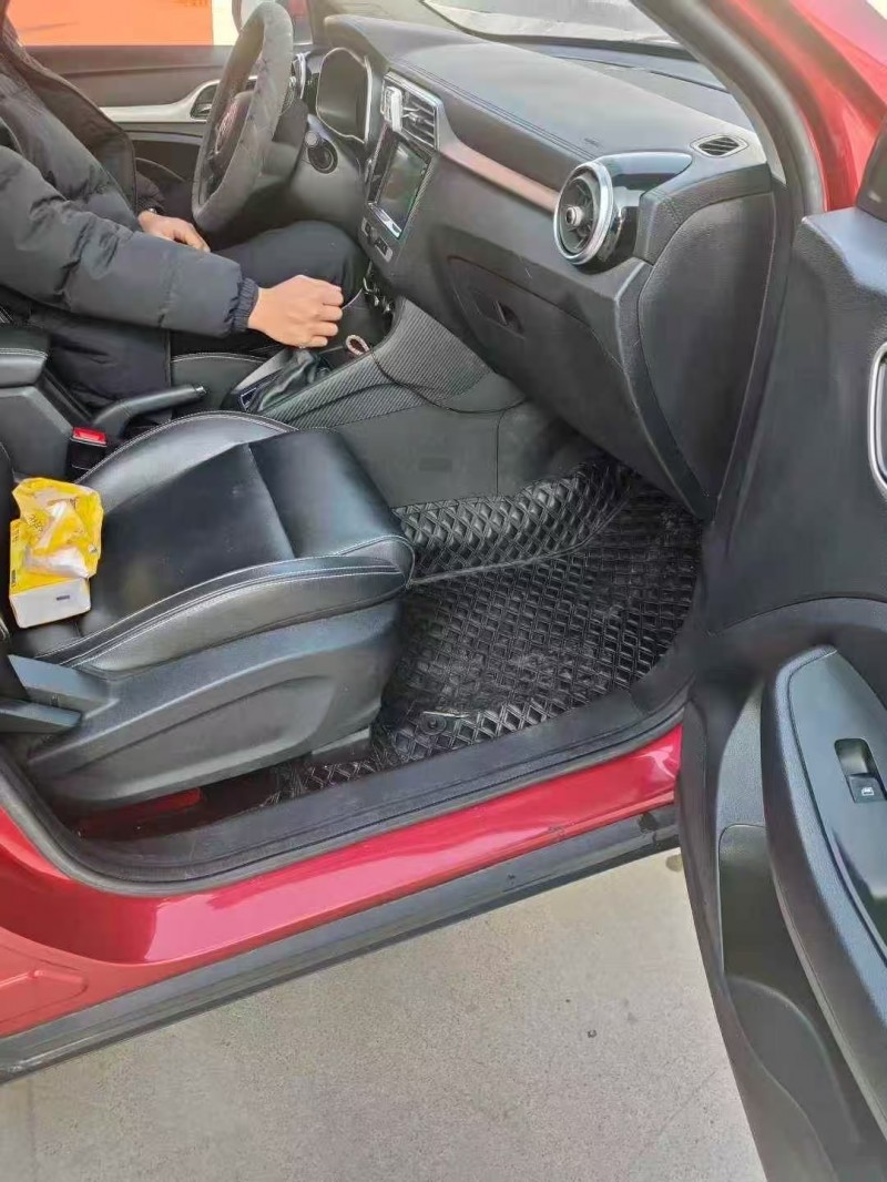 菏泽18年名爵ZS7