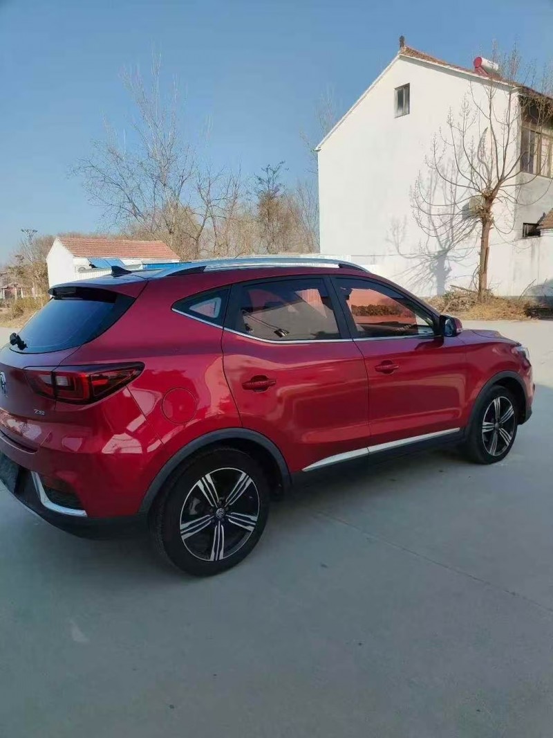 菏泽18年名爵ZS8